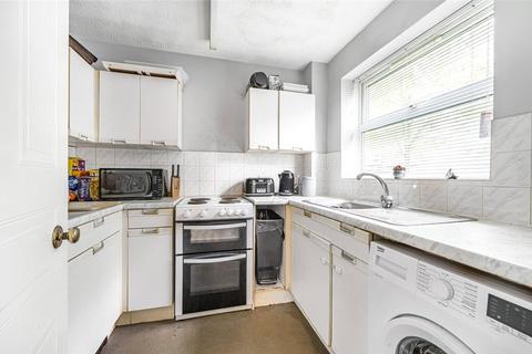 2 bedroom apartment for sale, Chigwell Lane, Loughton, Essex