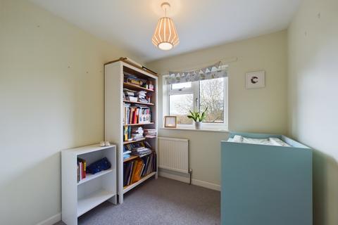 25 Bow Drive, Sherfield On Loddon, Hook, RG27 0EJ