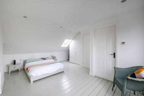 8 Hillview Road, Sutton, SM1 3NT