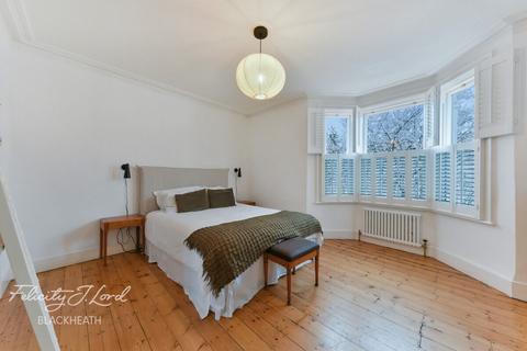 3 bedroom terraced house for sale, Wernbrook Street, London