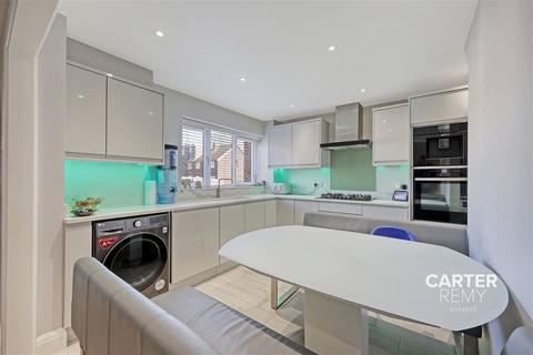 42 Bonnygate, Basildon, SS14 2QN