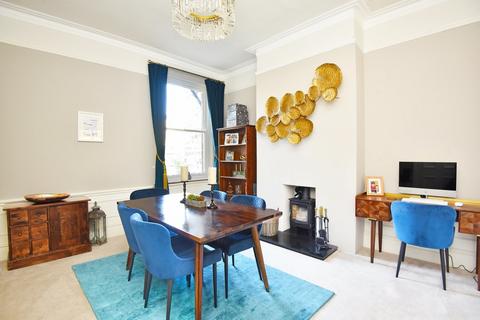 3 bedroom apartment for sale - West End Avenue, Harrogate