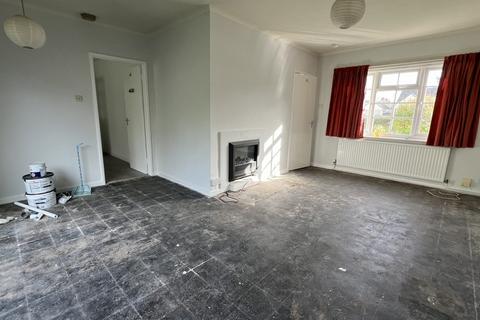 14 Beckford Close, Warminster, BA12 9LW