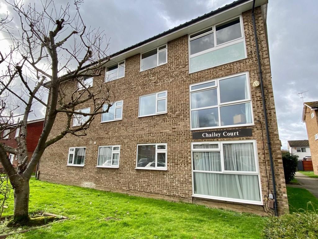 Mortlake Close, Beddington 2 bed ground floor flat for sale £290,000