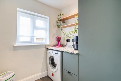 Flat 7, 16 Burnell Road, Sutton, SM1 4EE