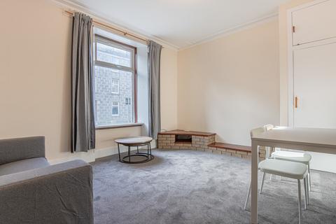 1 bedroom flat to rent, Summerfield Terrace
