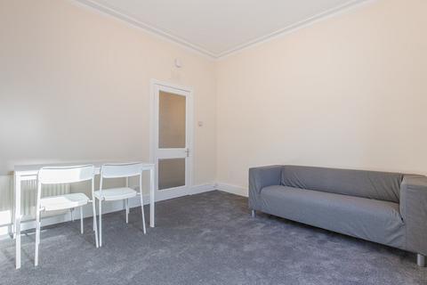 1 bedroom flat to rent, Summerfield Terrace