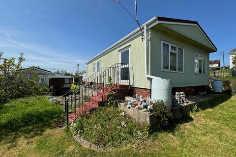 2 bedroom mobile home for sale, Central Avenue, Althorne