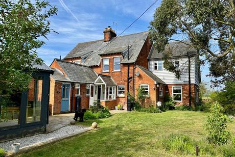 4 bedroom semi-detached house for sale, New Moor Cottages, Southminster