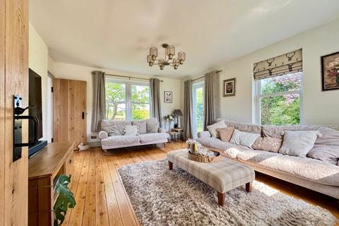 4 bedroom semi-detached house for sale, New Moor Cottages, Southminster