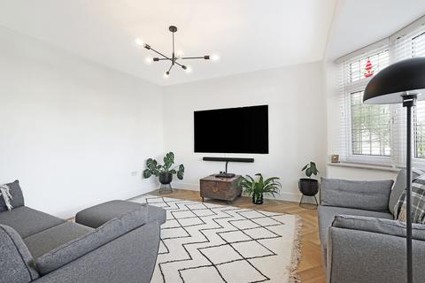 12 Richmond Road, Chingford, London, E4 7BN