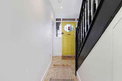 12 Richmond Road, Chingford, London, E4 7BN