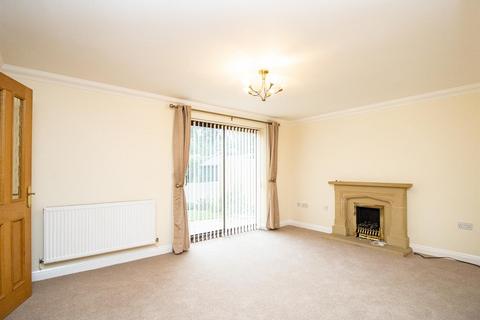 4 bedroom detached house to rent, Hogg Lane, Radcliffe-on-Trent, Nottingham, Nottinghamshire, NG12