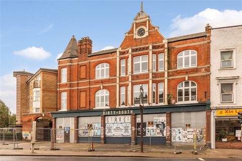 undefined, Lee High Road, London