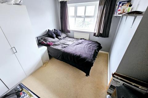 4 bedroom detached house for sale, Stuart Road, Brackley