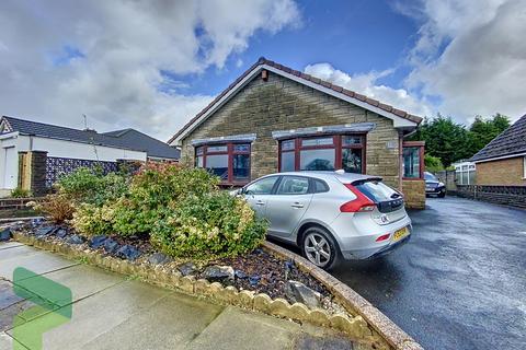 2 bedroom detached bungalow for sale - Priory Drive, Darwen