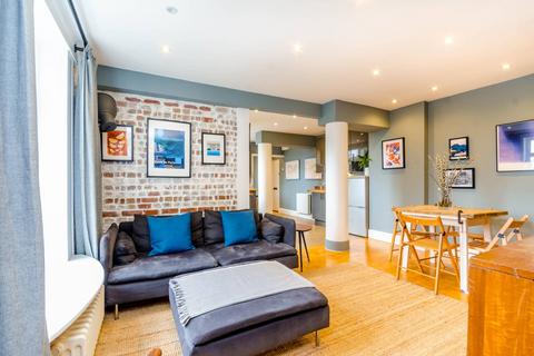 1 bedroom flat for sale - Barking Road, Plaistow, London, E13