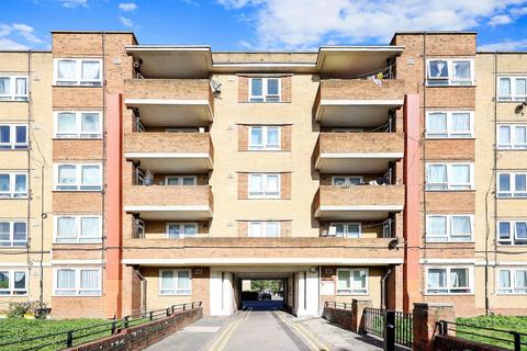 4 bedroom flat for sale - Collingwood House, Bethnal Green, London, E1