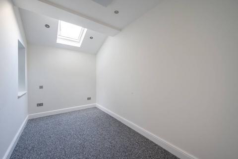 1 bedroom flat to rent - Merton Road, South Wimbledon, London, SW19