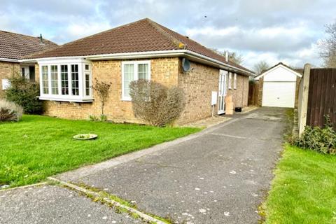 3 bedroom detached bungalow for sale - Wychwood Drive, Langley