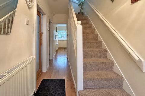 3 bedroom semi-detached house for sale, Riverway, Wednesbury