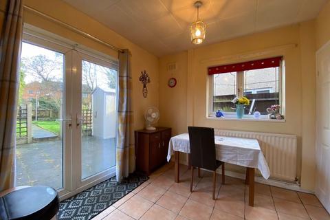 60 Albany Crescent, Bilston, WV14 0HU