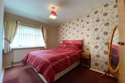 60 Albany Crescent, Bilston, WV14 0HU