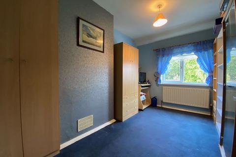 60 Albany Crescent, Bilston, WV14 0HU