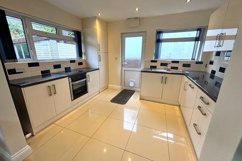 27 Broadmead, Gilwern, Abergavenny, NP7 0AN
