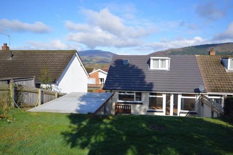 27 Broadmead, Gilwern, Abergavenny, NP7 0AN