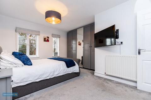 47 Avill Crescent, Taunton, TA1 2PL