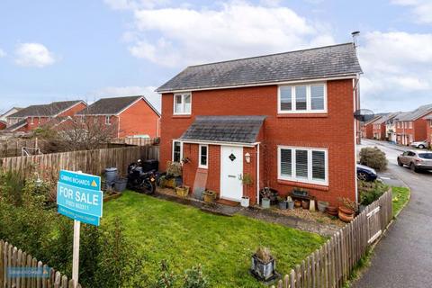 3 bedroom detached house for sale - PEAR TREE WAY