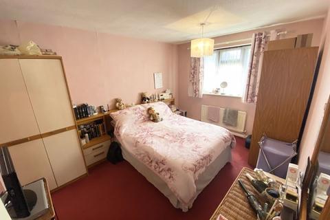14 Kestrel Drive, Sutton Coldfield, B74 4XW