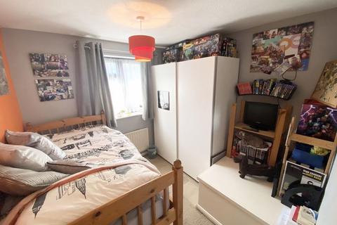 14 Kestrel Drive, Sutton Coldfield, B74 4XW