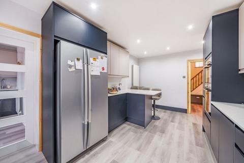 76 Woodcote Grove Road, Coulsdon, CR5 2AD