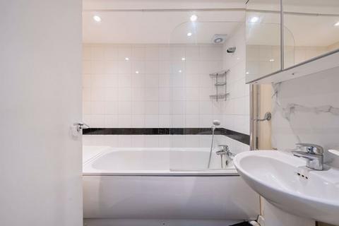 Flat 2, 2 Russell Hill Road, Purley, CR8 2XL