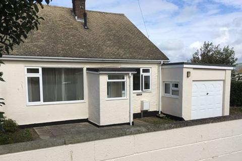 2 bedroom semi-detached bungalow to rent, Ffordd Dyfrig, Tywyn LL36