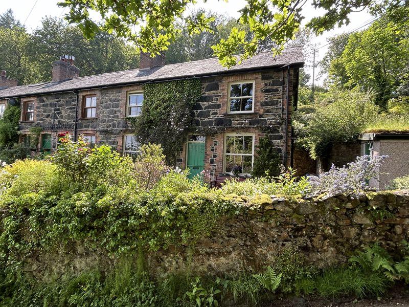 Henryd, Conwy 3 bed cottage for sale £295,000