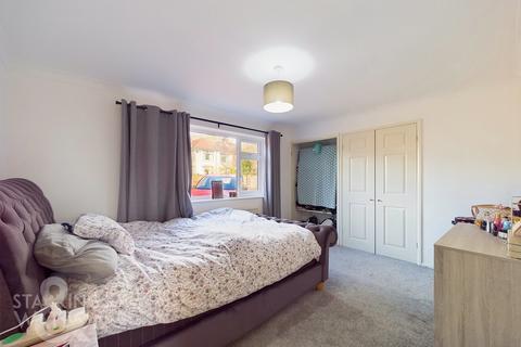 3 bedroom detached bungalow for sale, Taverham Road, Drayton, Norwich