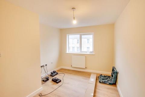 2 bedroom apartment to rent - Wellsway, Bath