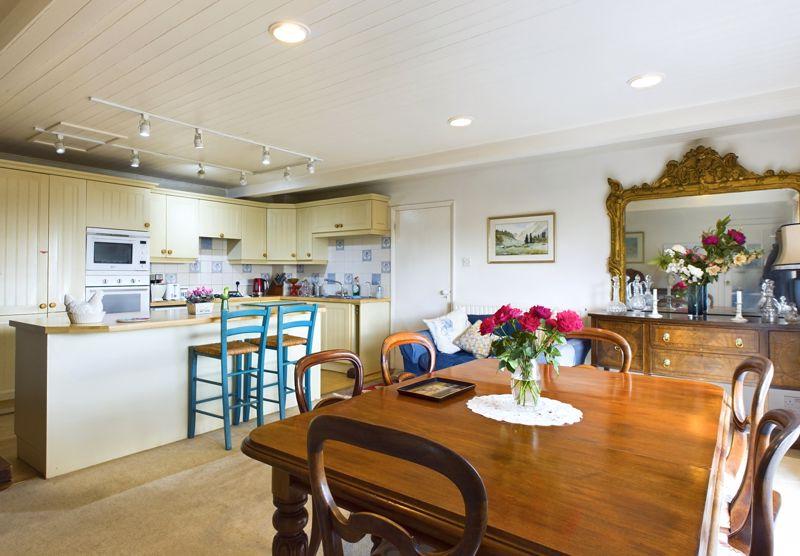 Kitchen diner