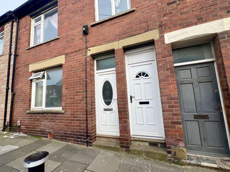 Norham Road, North Shields 2 bed ground floor flat for sale £70,000