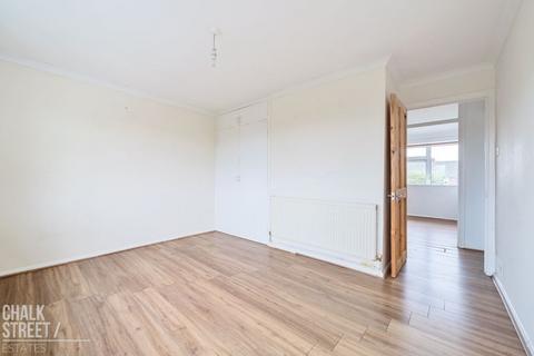 126 Bevan Way, Hornchurch, RM12 6DT