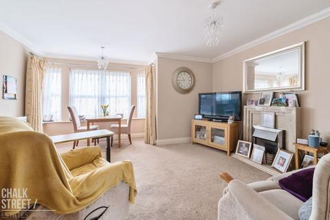 2 bedroom retirement property for sale - Pell Court, Hornchurch Road, Hornchurch, RM12