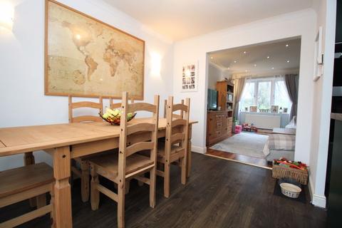3 bedroom semi-detached house for sale, Monarch Way, Southampton SO30
