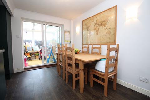 3 bedroom semi-detached house for sale, Monarch Way, Southampton SO30