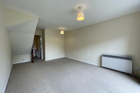 2 bedroom terraced house to rent, Wordsworth Mead, Redhill