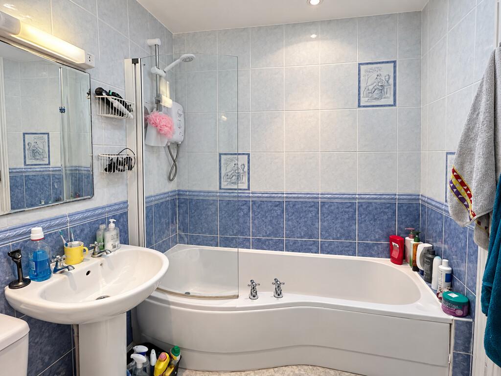 Apartment in Cambridge - More