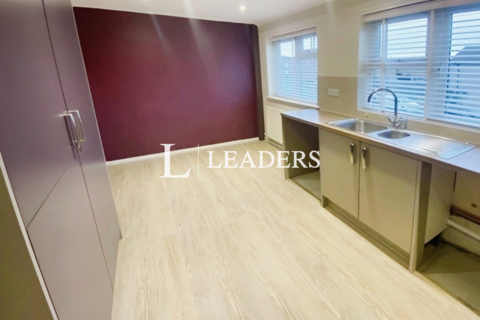 2 bedroom flat to rent, Edinburgh Road, Stamford