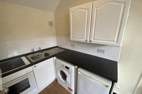 2 bedroom flat to rent, Mill Road, Cambridge CB1